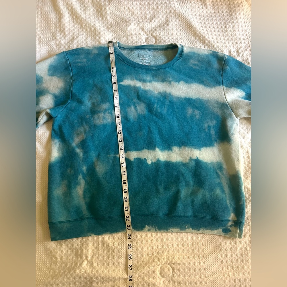 ✨ Hand-Dyed Hanes Bleach Dye Sweater – Women’s XL - Picture 7 of 8